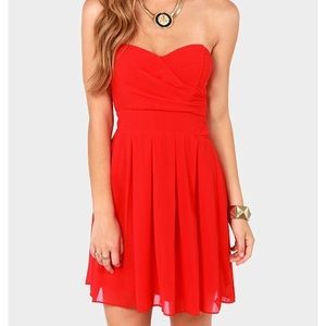 Lulus strapless dress